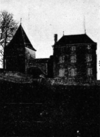 Saint-Symphorien-les-Charolles. Château de Corcelles