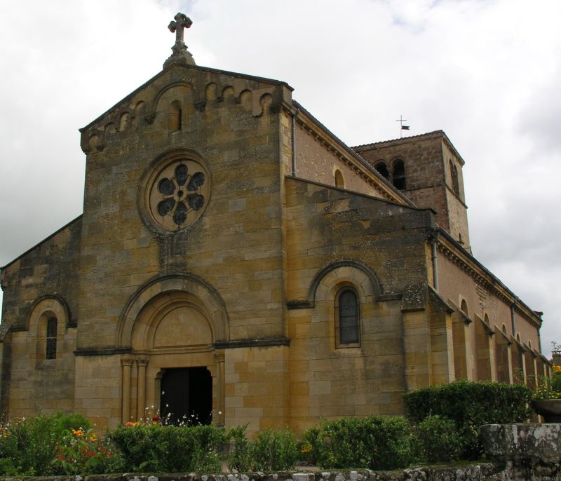 Église romane de Briant - extérieur