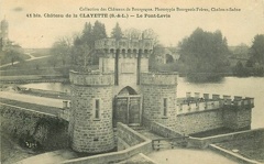 chateau-La-Clayette 009