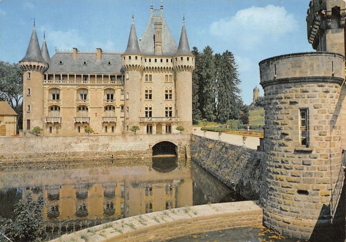 chateau-La-Clayette_020.jpg